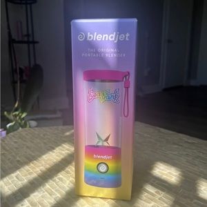 Lisa Frank Blend Jet portable blender in rainbow